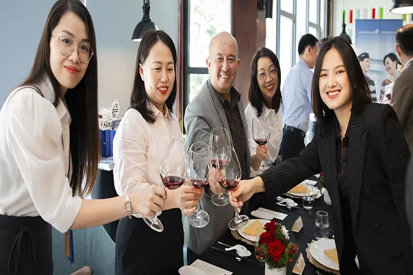 Nhà Hàng Lộc Hương tiệc doanh nghiệp tại Đông Hà
