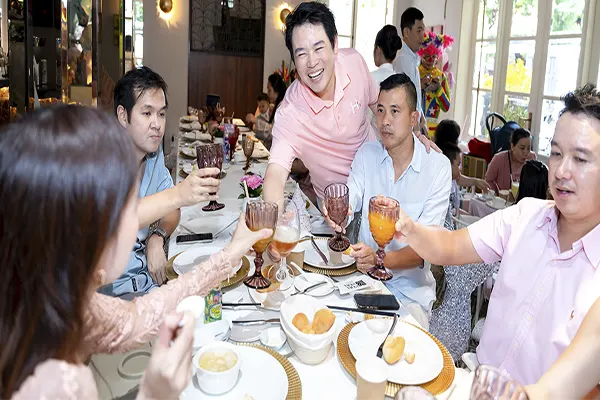 tiệc gia đình tại Đông Hà