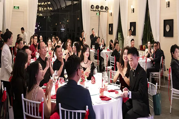 tổ chức tiệc cho khách du lịch tại Đông Hà