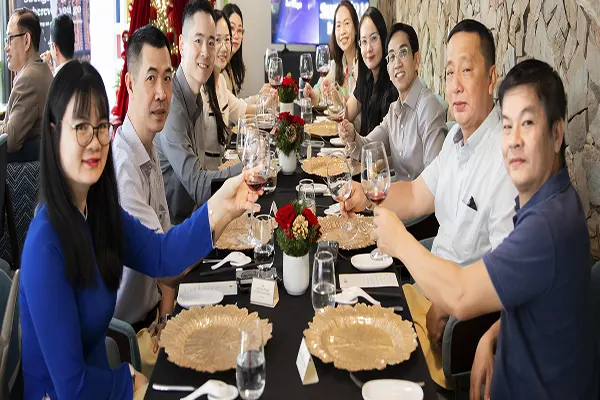 tổ chức tiệc doanh nghiệp tại Đông Hà
